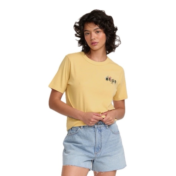 RVCA Woman’s Hawaii T-shirt XS NWT - Picture 2 of 8